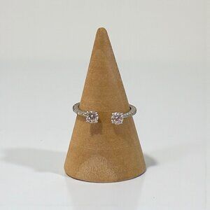 Zircon Silver Elegant Ring Size 9